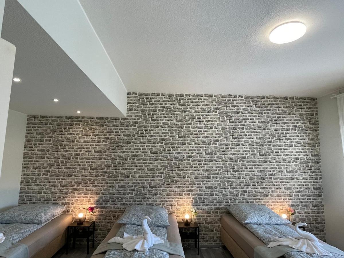 Comfortable Shared Apartment With Private Room In Wesseling Esterno foto