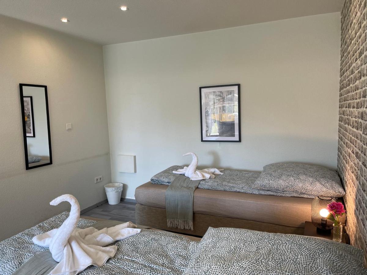 Comfortable Shared Apartment With Private Room In Wesseling Esterno foto