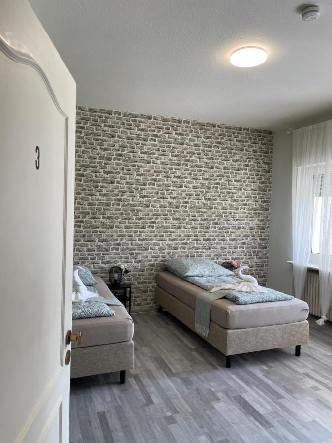 Comfortable Shared Apartment With Private Room In Wesseling Esterno foto